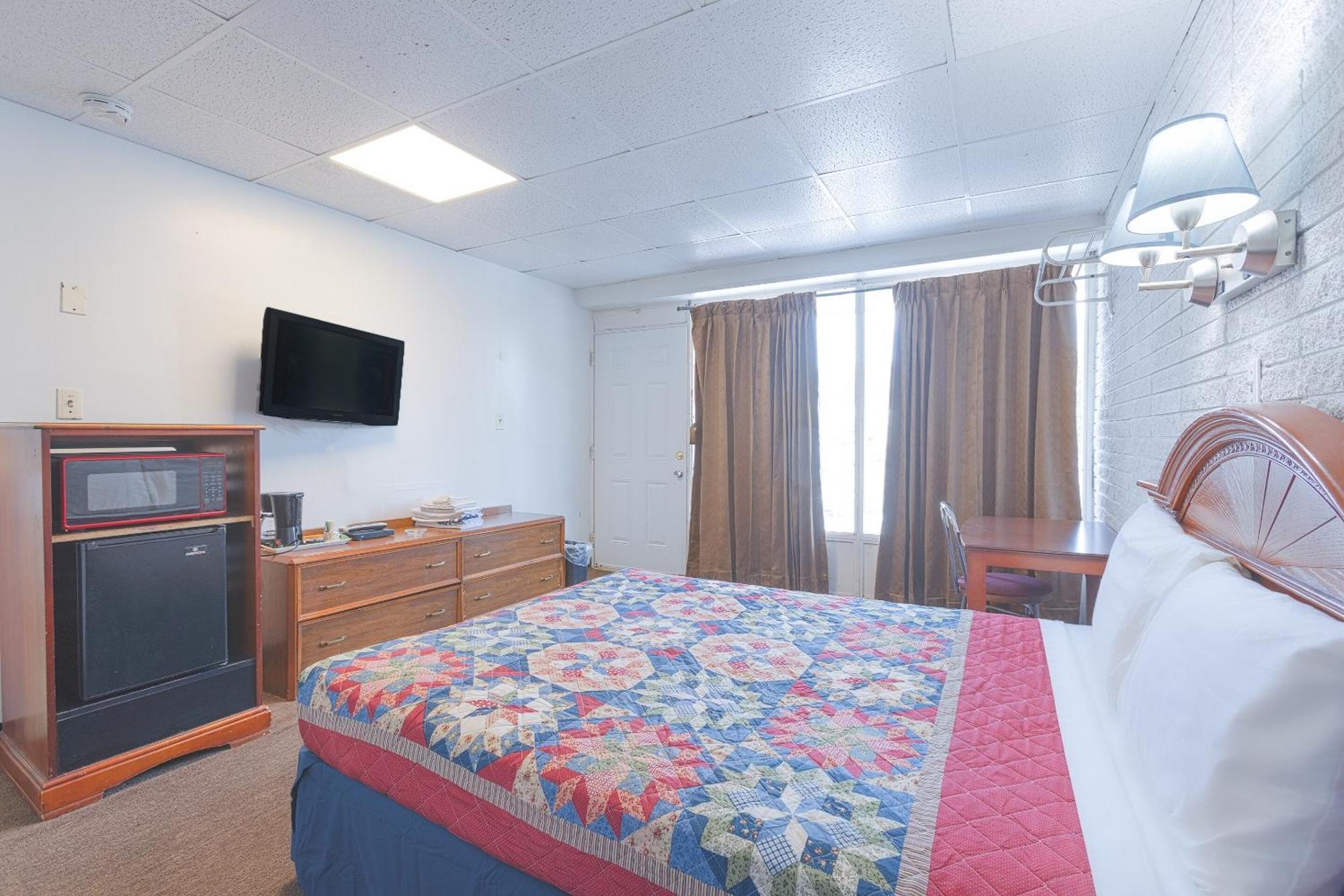 Sonrise Inn Lincoln Hwy By Oyo Breezewood Exteriör bild