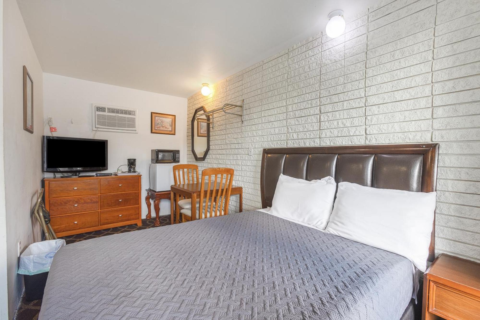Sonrise Inn Lincoln Hwy By Oyo Breezewood Exteriör bild